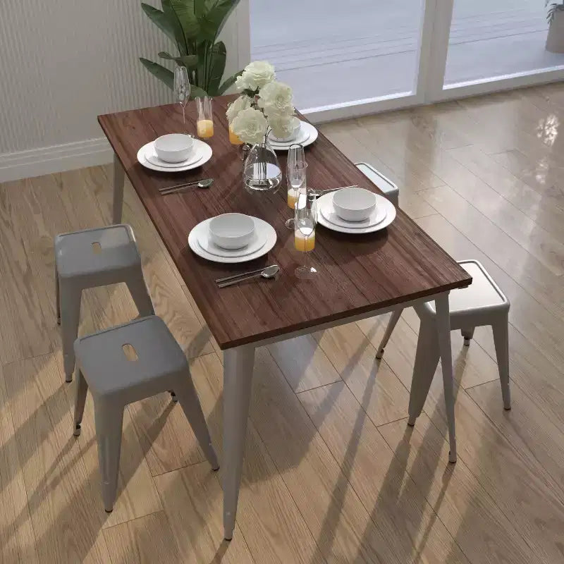 Merrick Lane Table carrée à cadre en acier rectangulaire avec plateau en bois