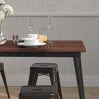 Merrick Lane Table carrée à cadre en acier rectangulaire avec plateau en bois