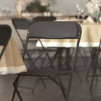 Chaise pliante en plastique Emma et Oliver de 295 kg, qualité supérieure, pour maison et événements (lot de 4)