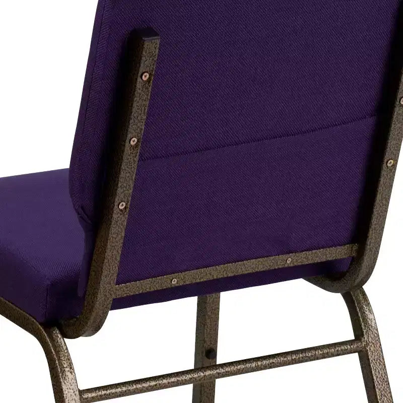 Chaise d'auditorium empilable Emma et Oliver avec 19 sièges – Tissu violet royal/cadre à nervures dorées