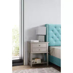 Table de chevet à 2 tiroirs Newton de Passion Furniture (71,1 cm H x 55,9 cm L x 40,6 cm P)