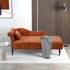 Chaise longue en velours 61 po avec 1 oreiller et garniture cloutée